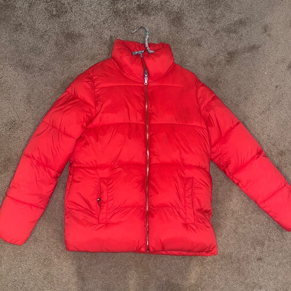Large old navy red puffer snow jacket